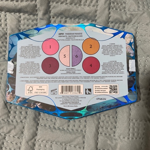 Nyx X Avatar the Way of Water Pandoran Paradise Highlighter & Blush Palette New - Picture 4 of 4